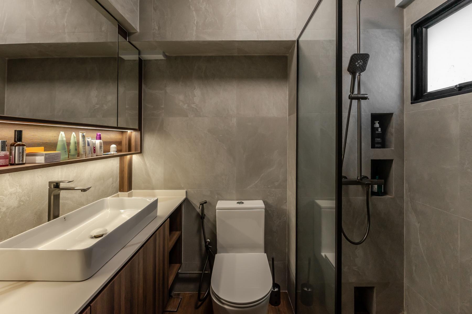 Contemporary Bathroom with Countertop and Mirror