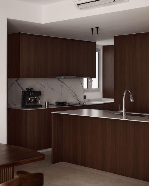 Contemporary Kitchen at Icon Residence