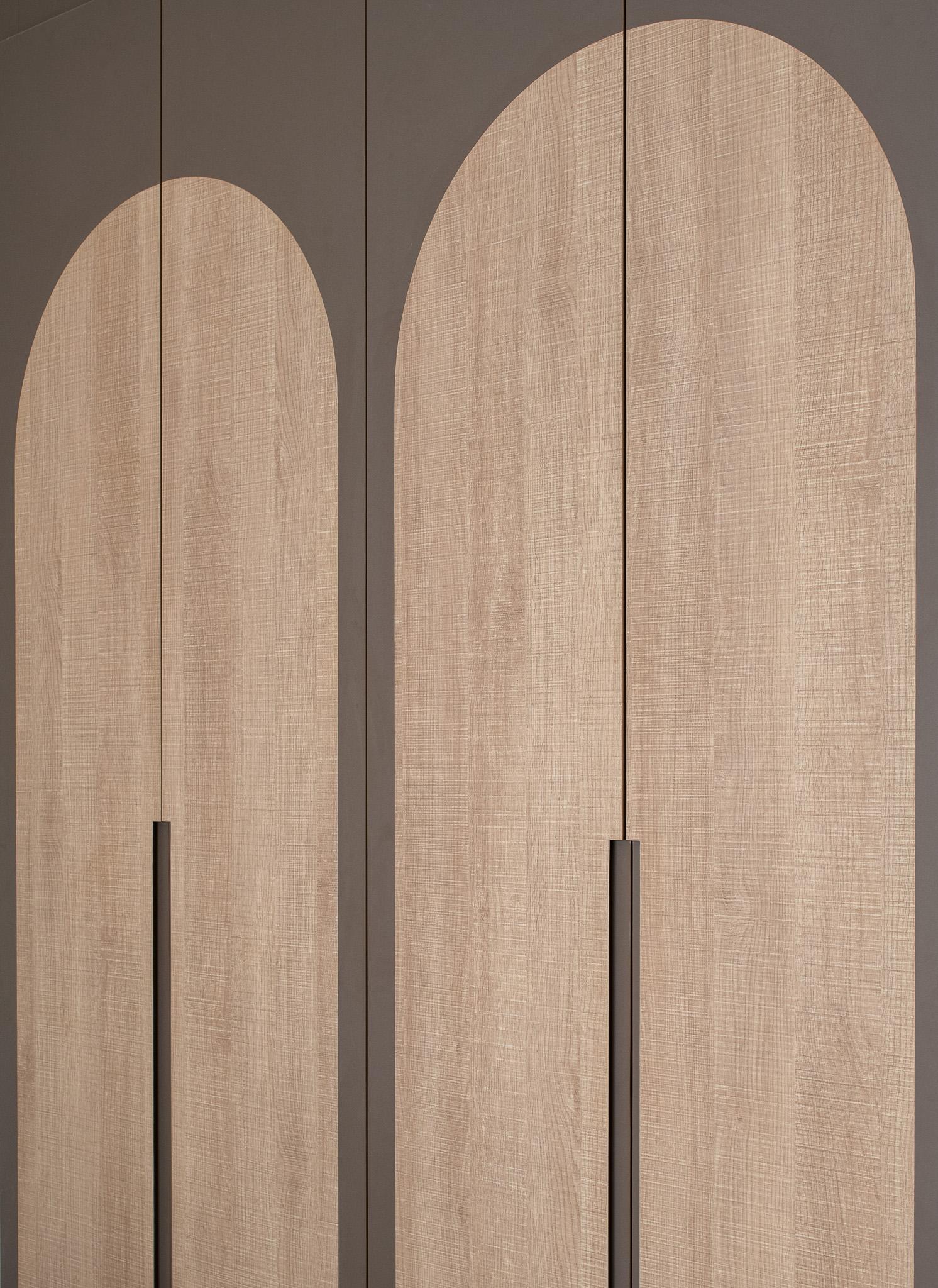 Contemporary Bedroom with Vinyl Flooring and Wardrobe