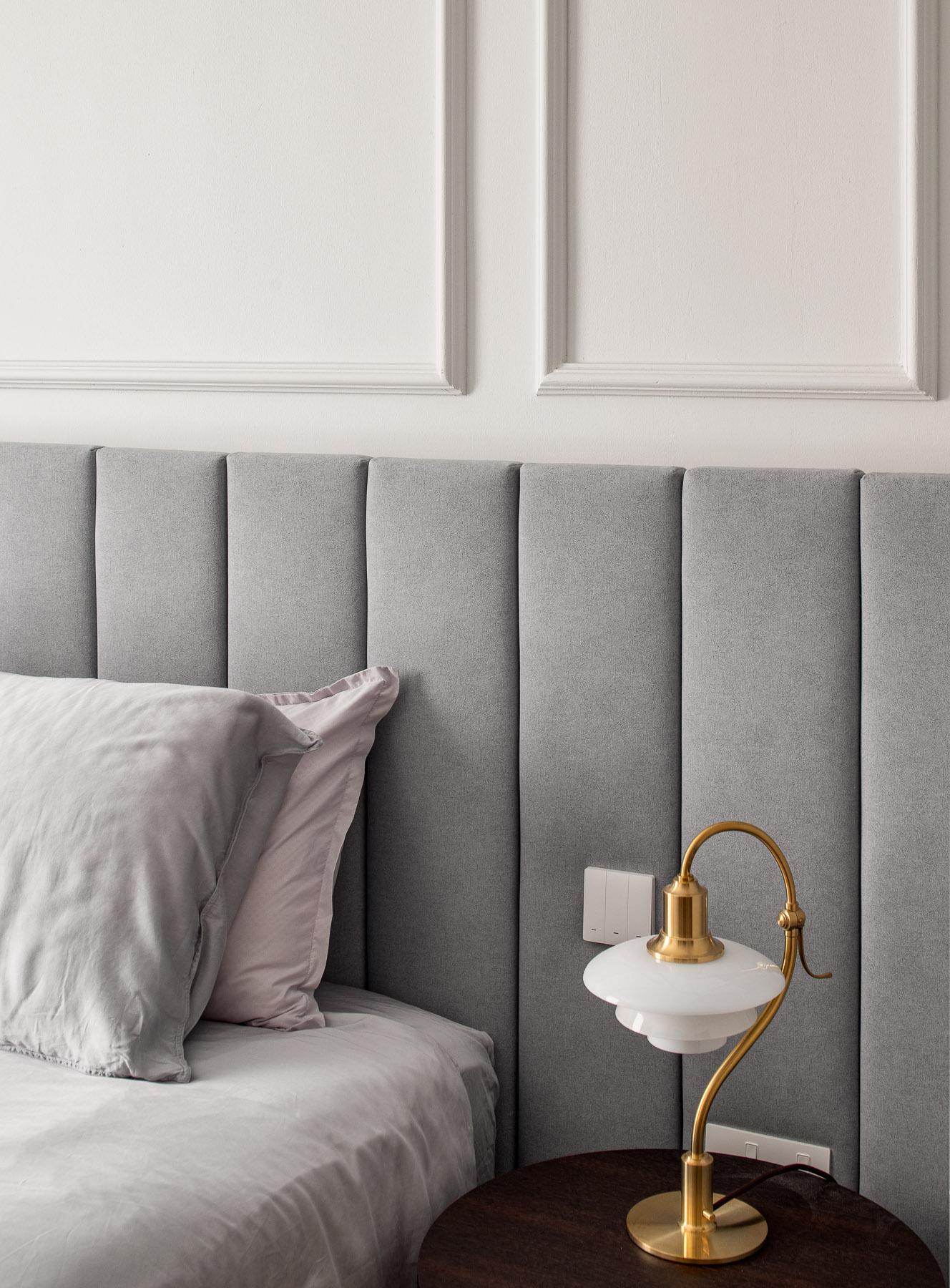 Modern Bedroom with Platform Bed and Wardrobe
