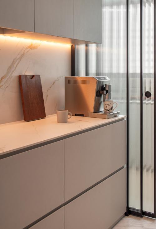 Modern Kitchen at twin regency