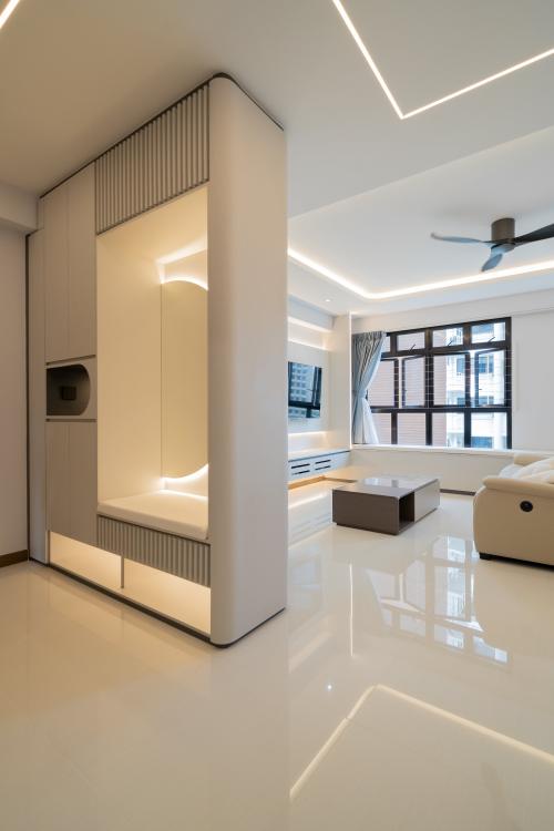 Modern Entryway at Garden Vale @ Tengah