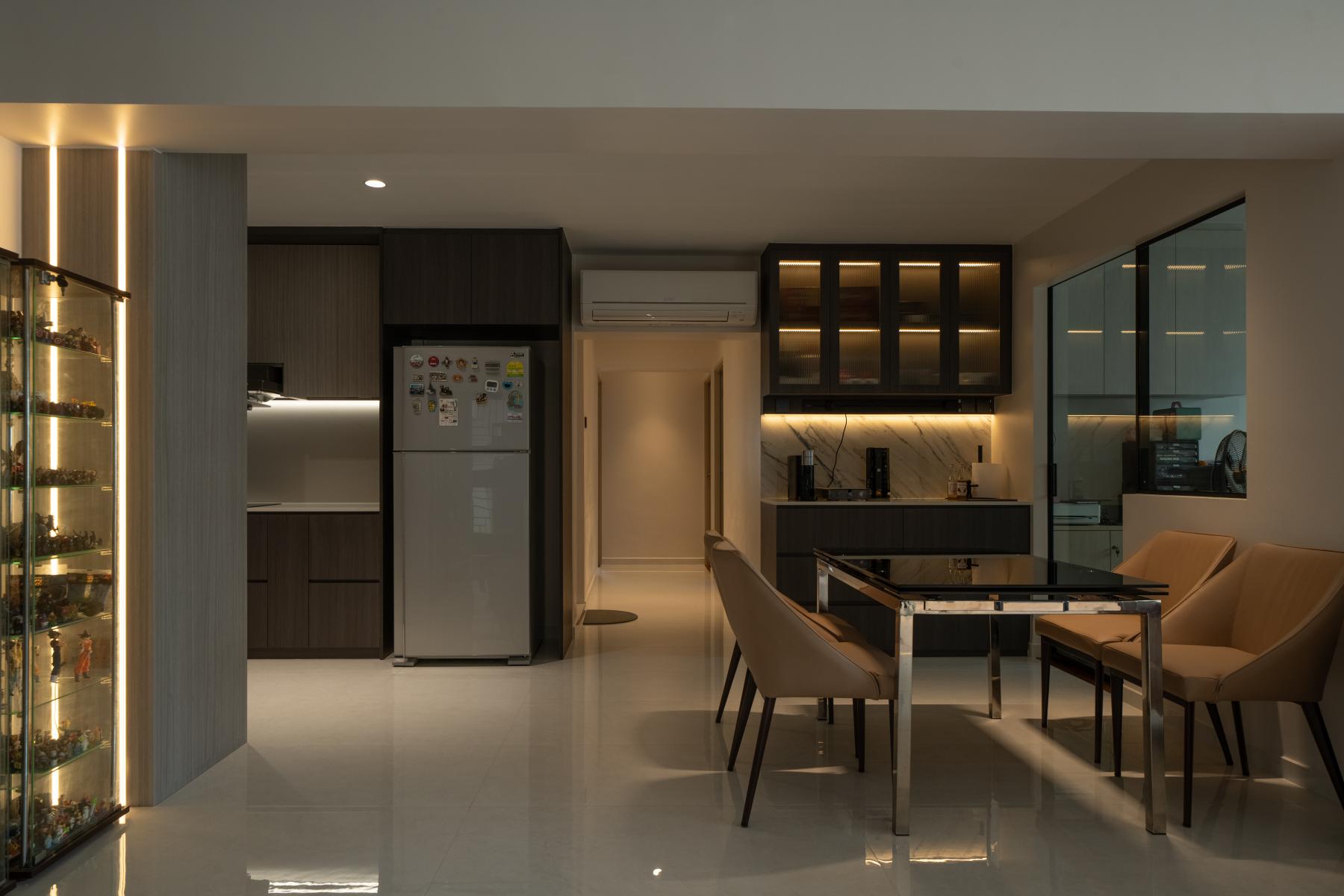 Modern Dining Room with Downlights and Dining Table