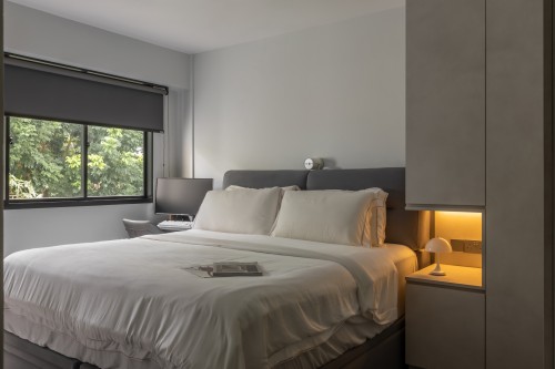 Minimalist Bedroom at Boon Tiong Road