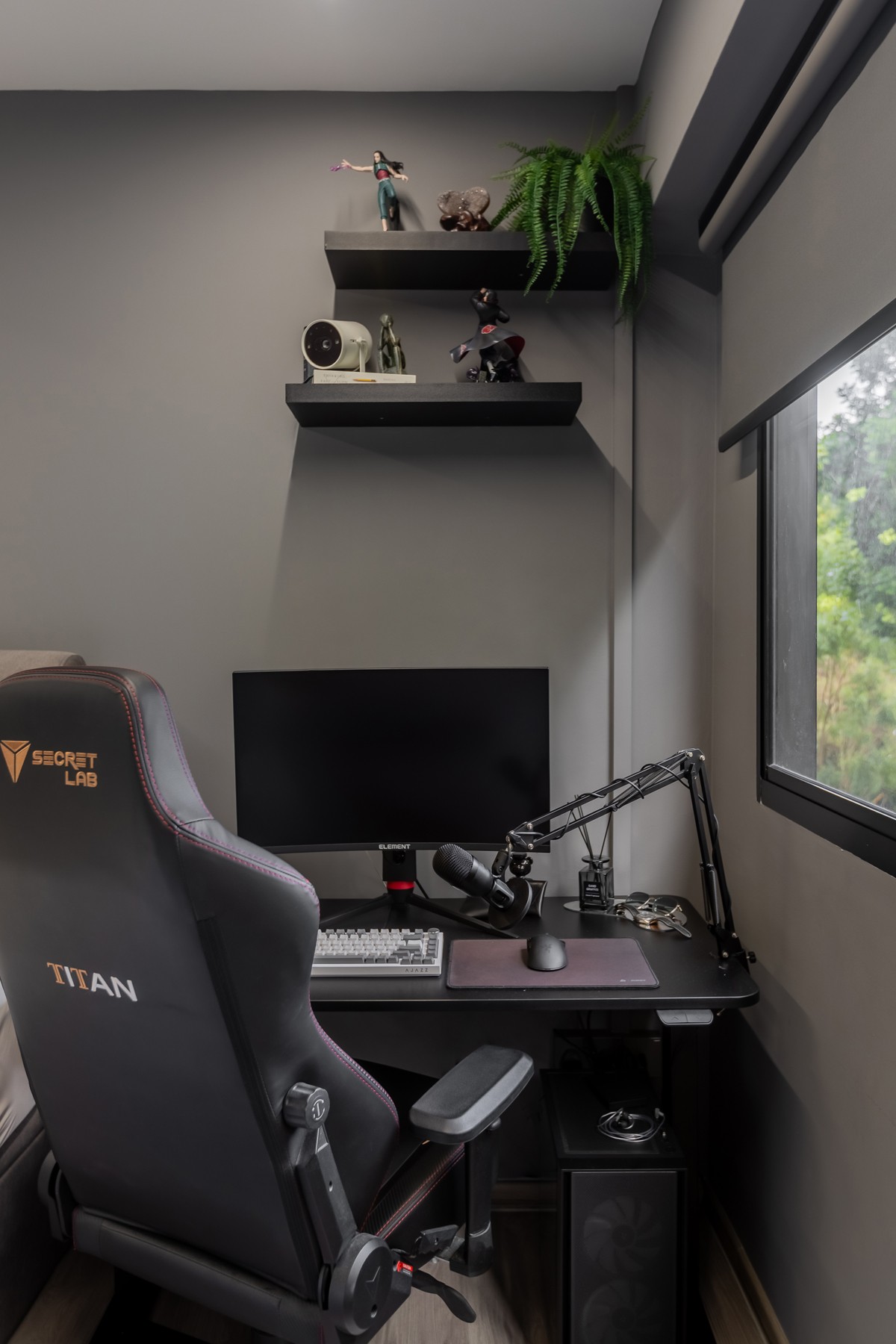 Minimalist Bedroom with Bookshelf and Vinyl Flooring