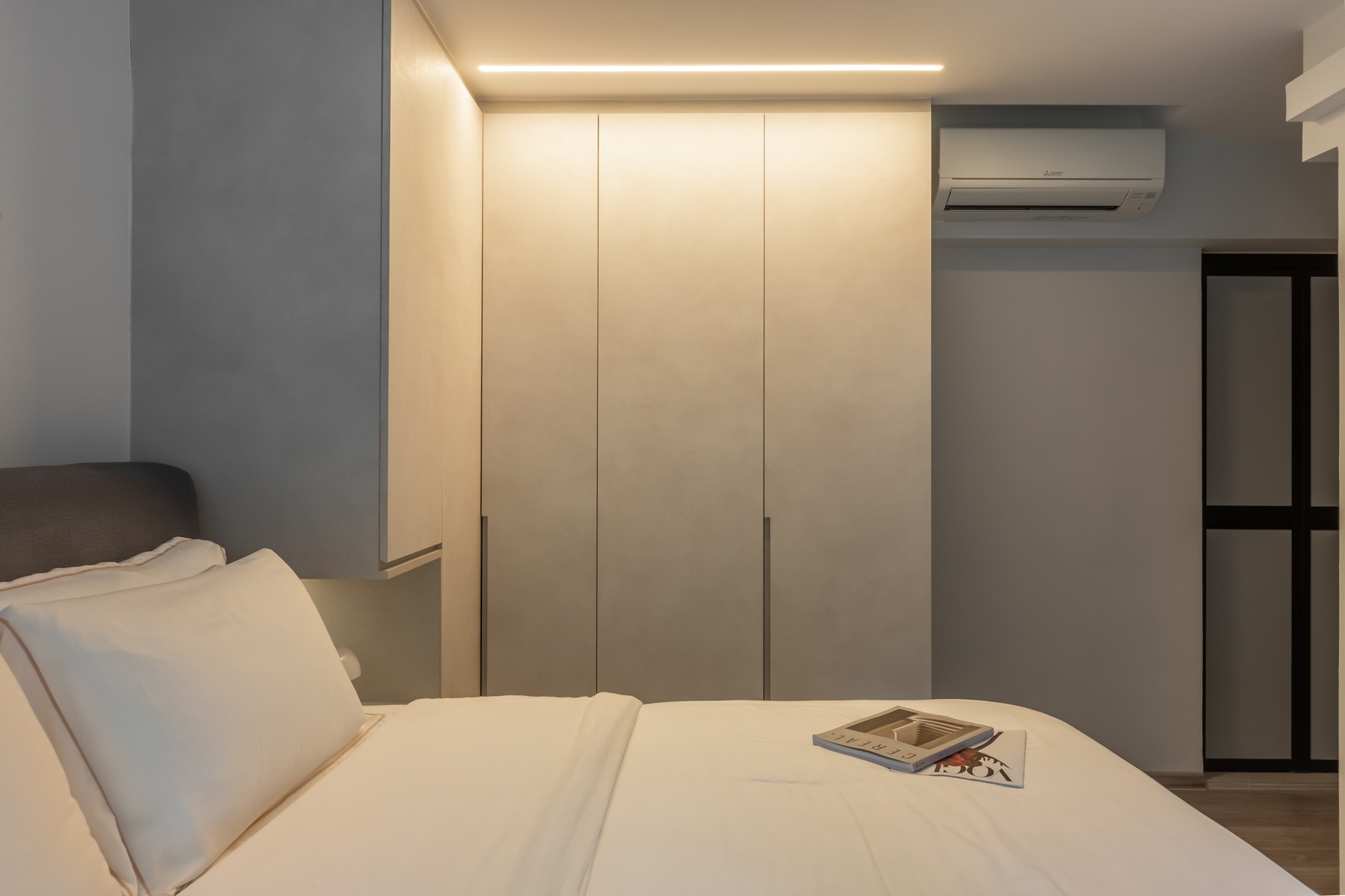 Minimalist Bedroom with Vinyl Flooring and Wardrobe
