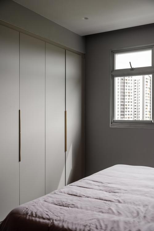Modern Bedroom at 660B Tampines St 64