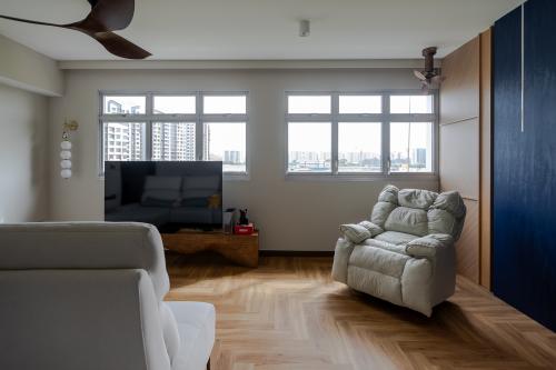 Modern Living Room at 660B Tampines St 64