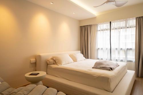 Minimalist Bedroom at Plantation Grove