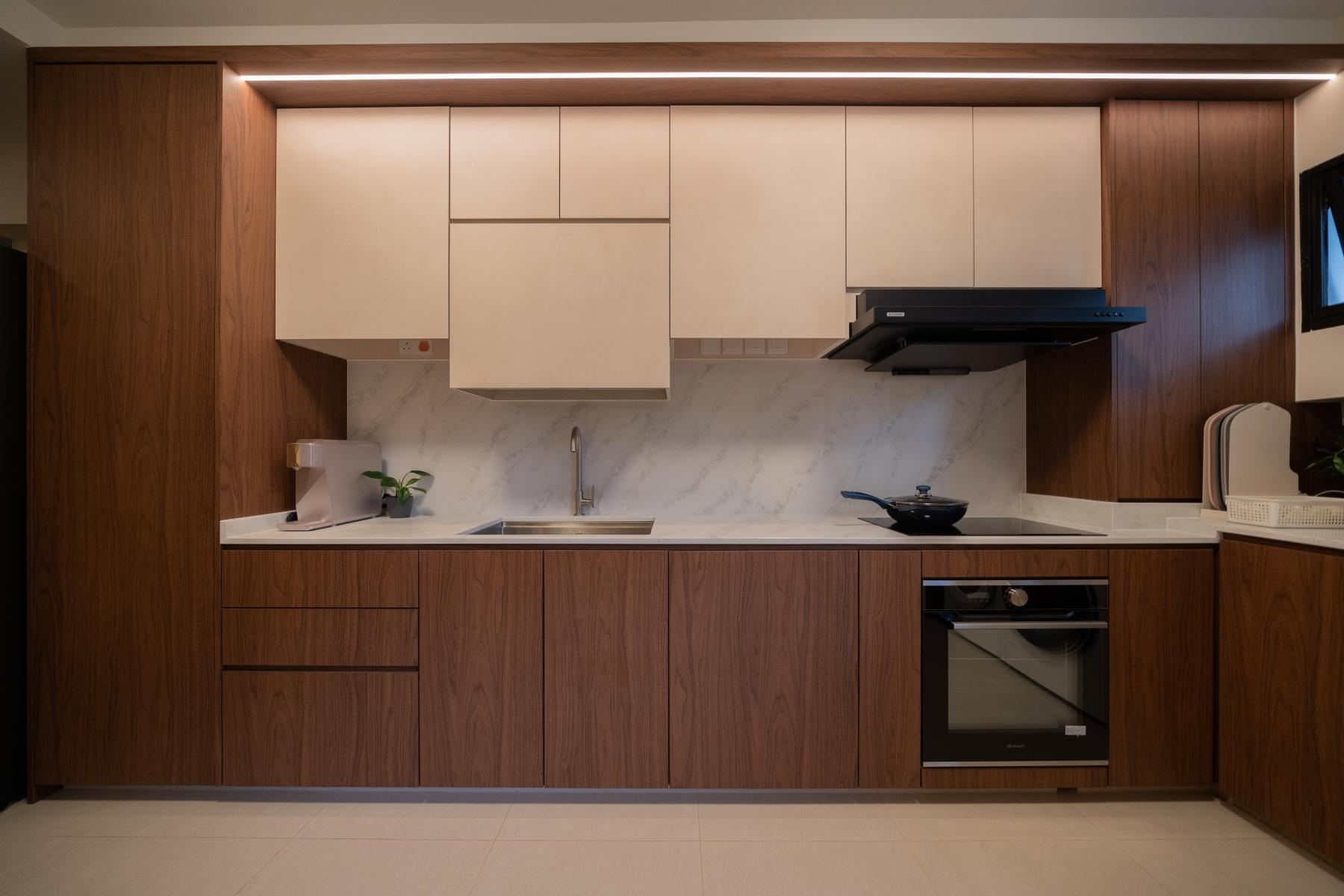 Modern Kitchen with Countertop and Kitchen Backsplash