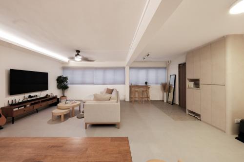 Scandinavian Living Room at 601 Hougang Ave 6