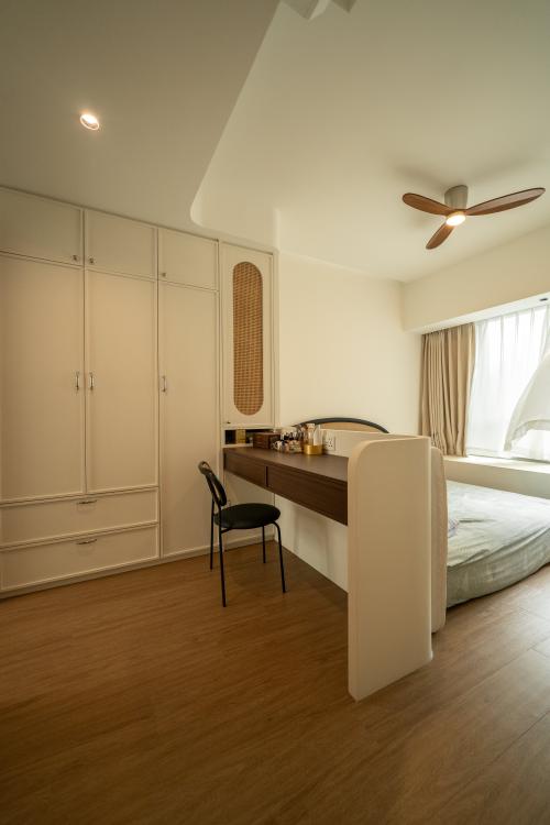 Modern Bedroom at Trevista