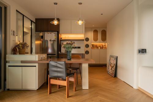 Modern Pantry at Trevista
