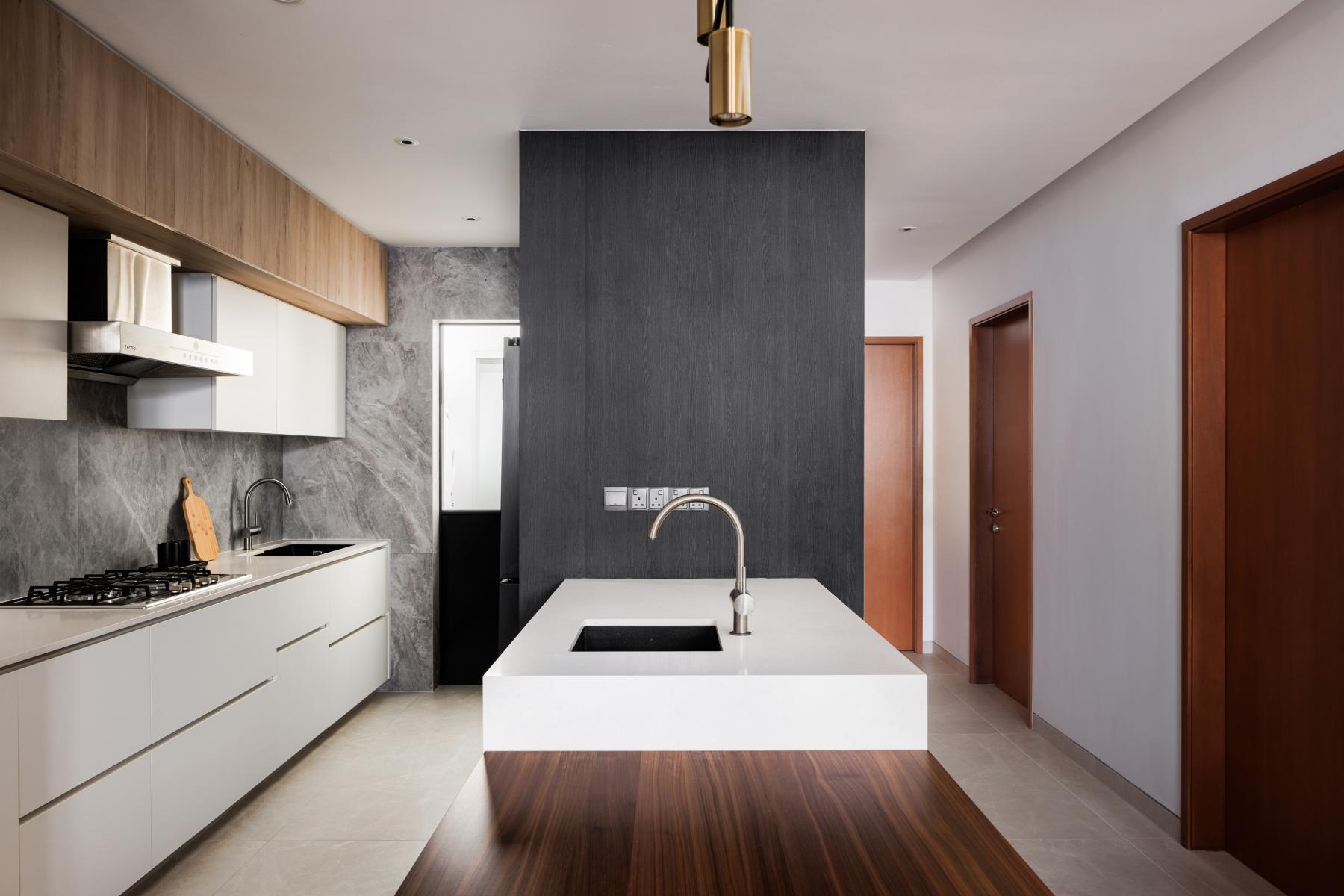 Contemporary Kitchen with Countertop and Kitchen Island