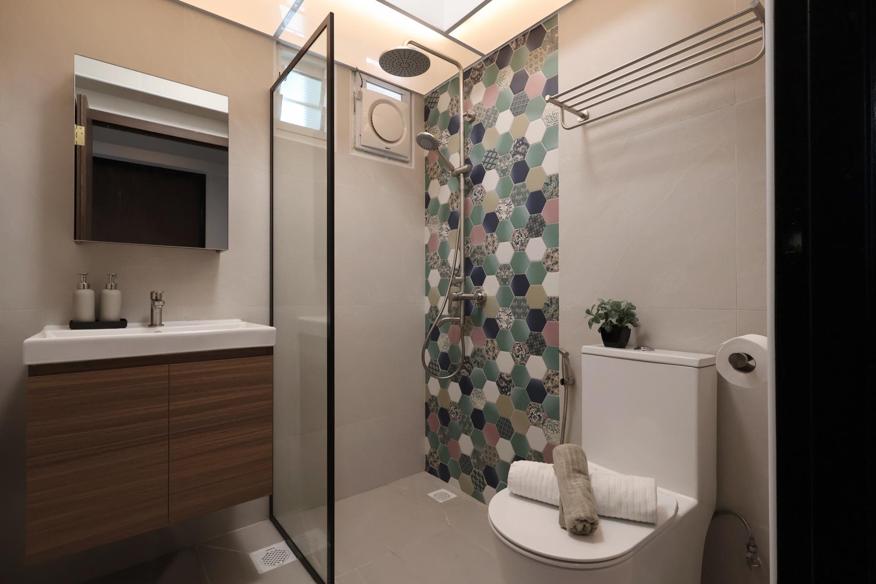 Contemporary Bathroom with Mirror and Shower Screen