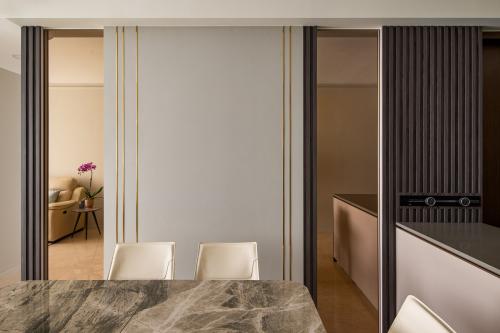 Contemporary Dining Room at clavon