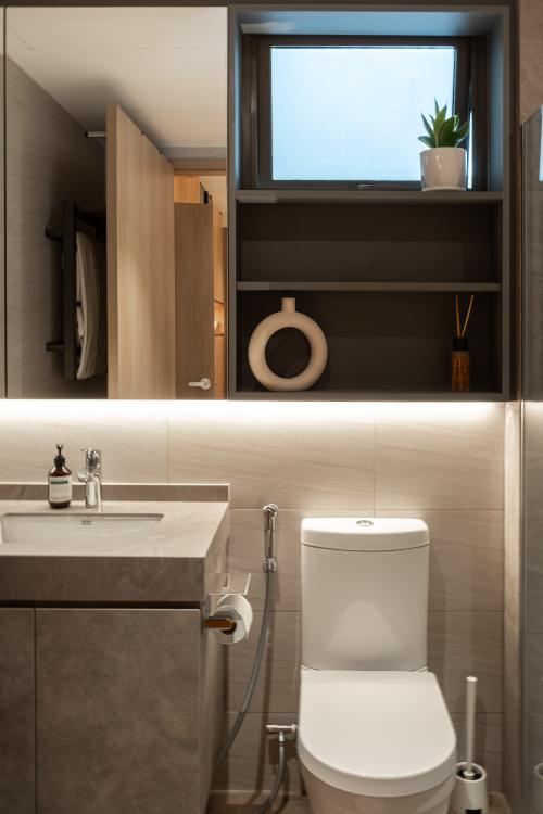Scandinavian Bathroom at Treasure Crest