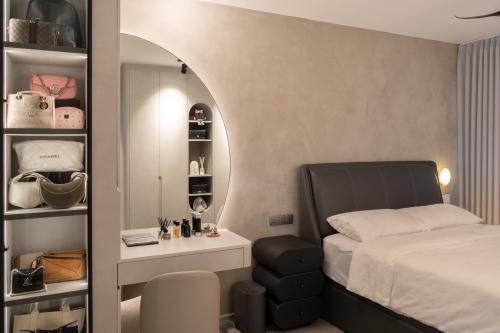 Modern Bedroom at Towner Project