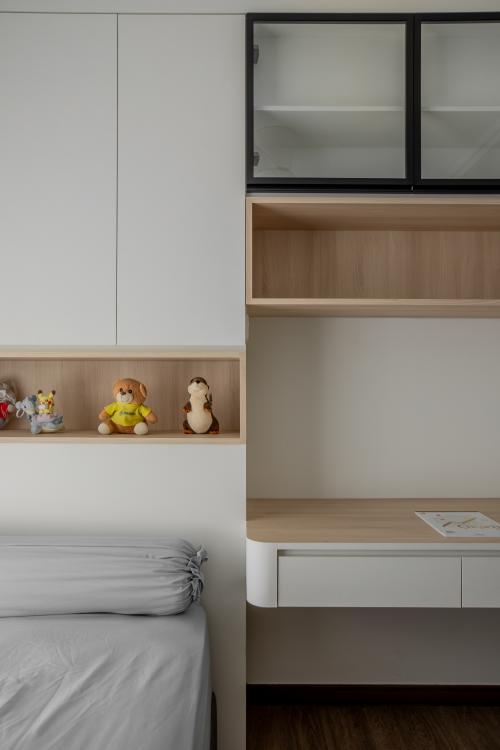 Modern Bedroom at 231B Tengah Drive