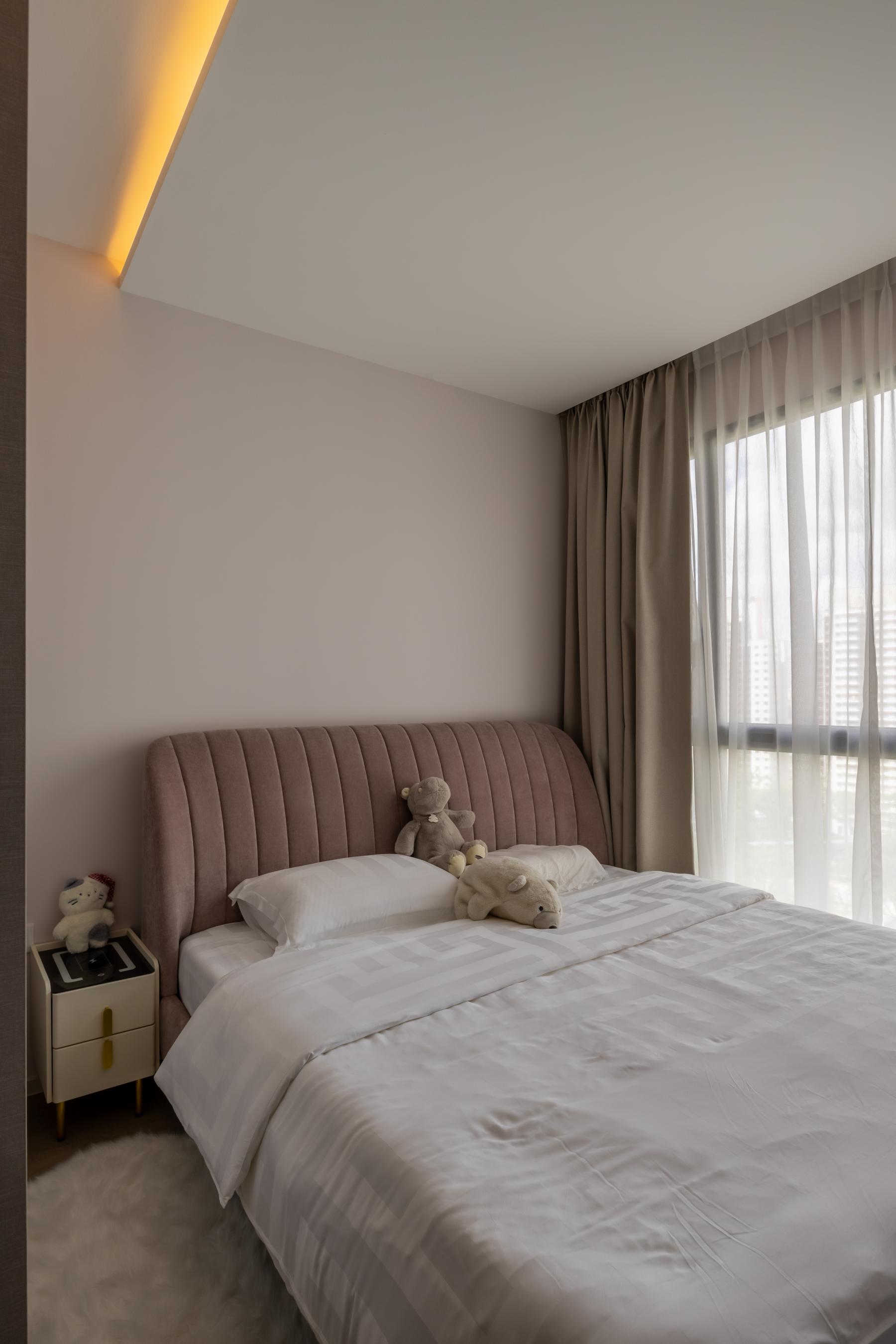 Minimalist Bedroom with Drop Light and Cove Lighting