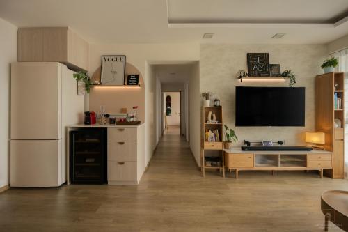 Scandinavian Living Room at 443C Fernvale Road
