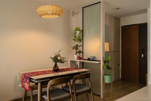 Scandinavian Dining Room at 443C Fernvale Road
