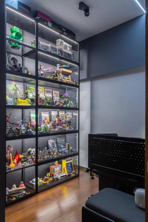 Modern Gaming Room at Normanton Park