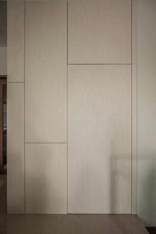 Modern Walk-in Wardrobe at Normanton Park