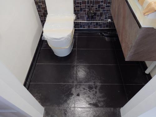 Modern Bathroom at 703 West Coast Road #11