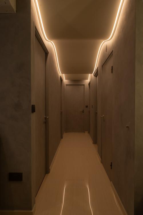 Modern Entryway at Bedok Reservoir