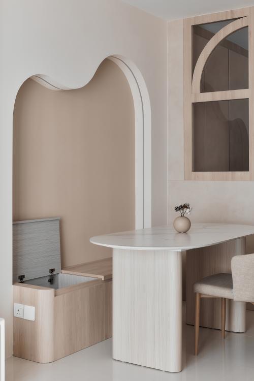 Scandinavian Dining Room at Garden Vale