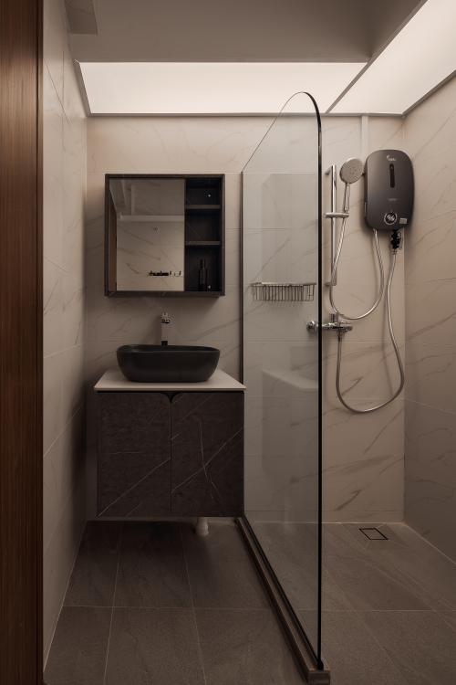 Scandinavian Bathroom at Garden Vale