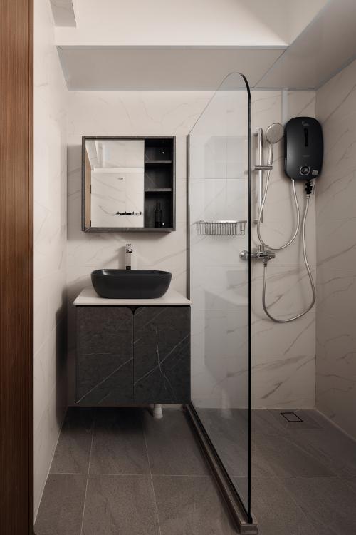 Scandinavian Bathroom at Garden Vale