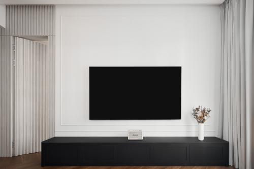 Modern Living Room at Maple Woods