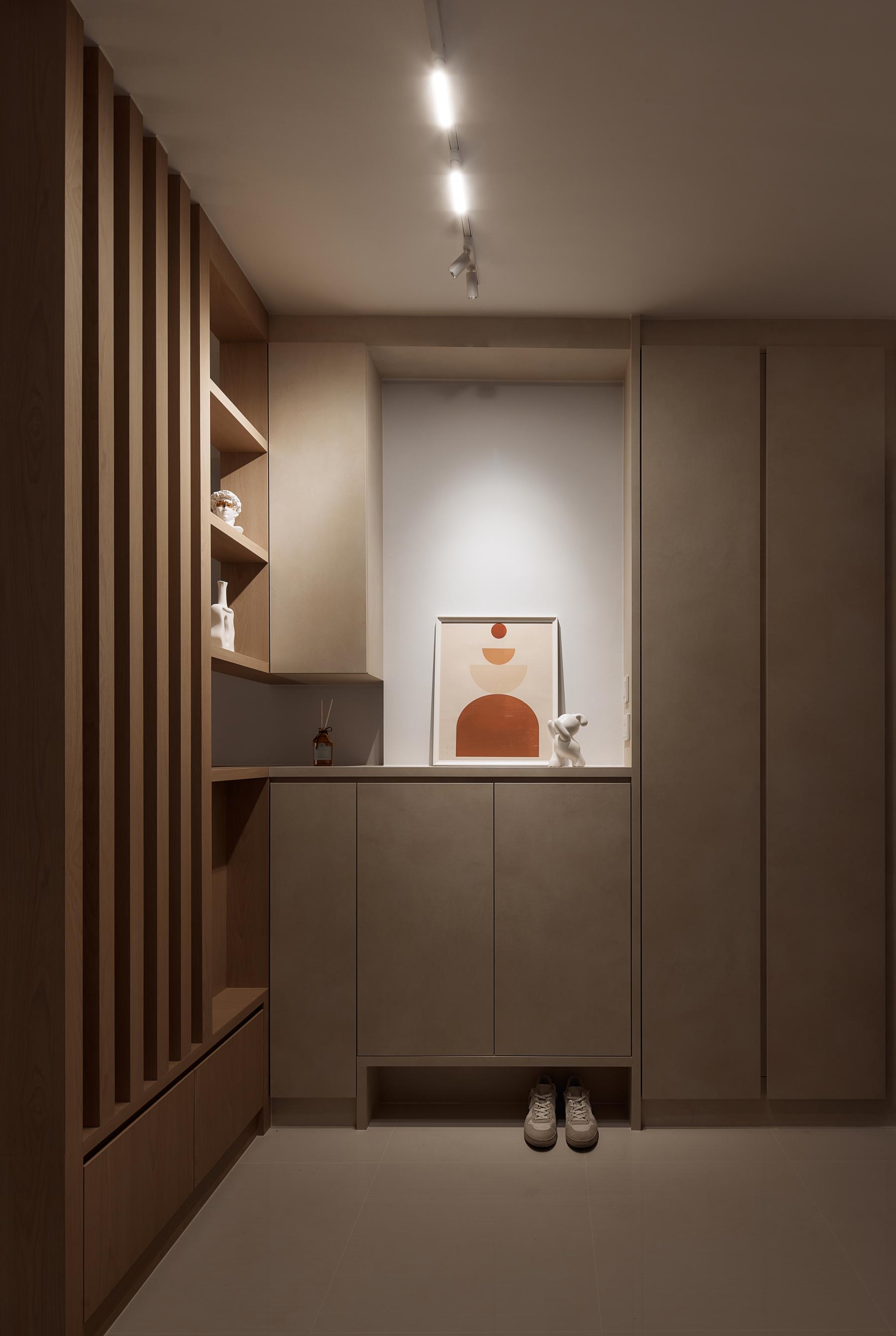 Scandinavian Entryway with Shoe Rack and Console Table