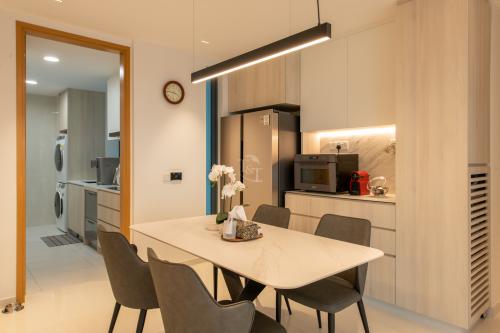 Modern Dining Room at Soleil @ Sinaran