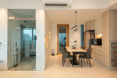 Modern Dining Room at Soleil @ Sinaran