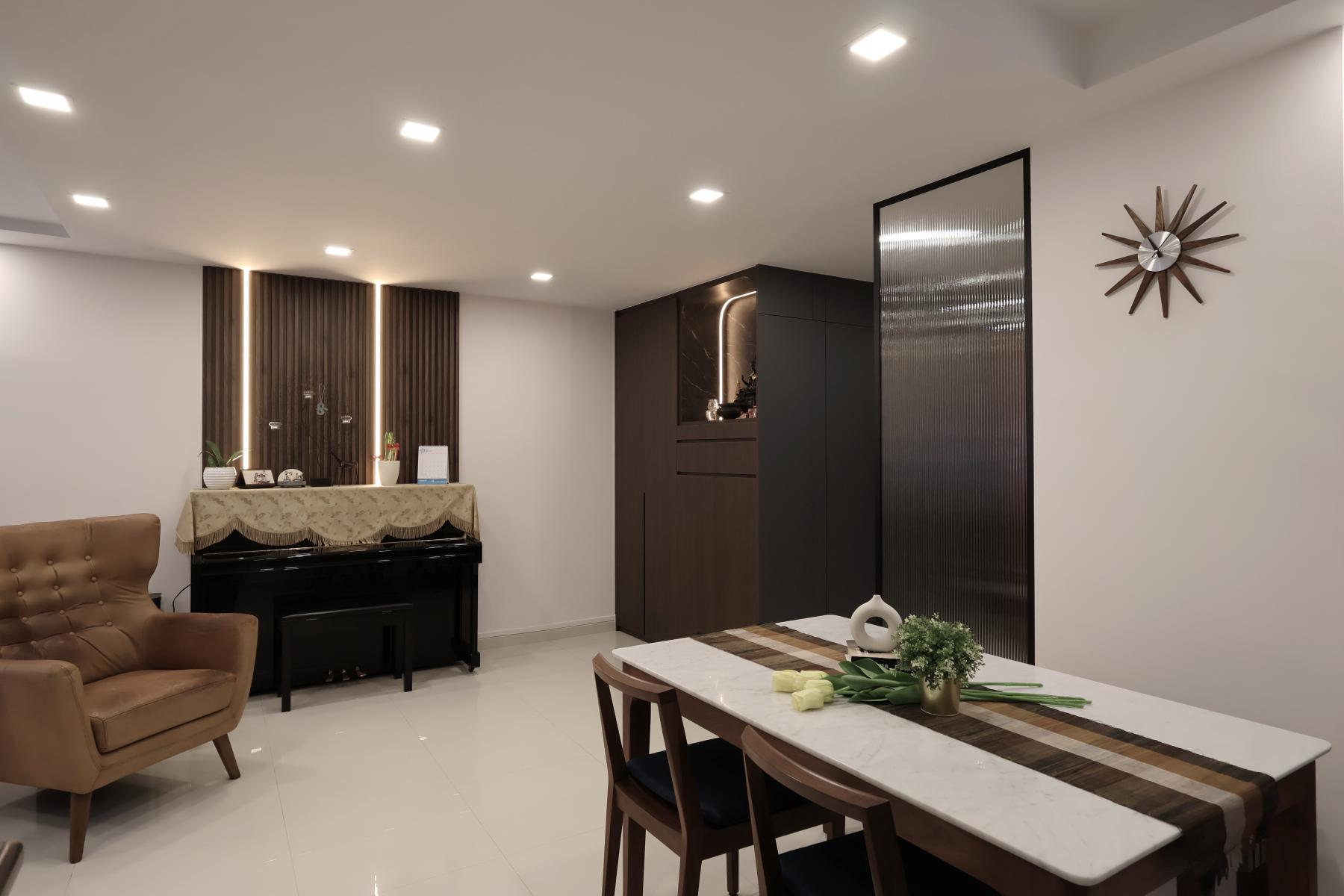 Contemporary Living Room with Ceiling Light and TV