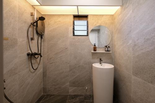 Scandinavian Bathroom at 208B Clementi