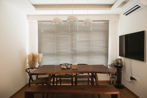 Scandinavian Living Room at 208B Clementi