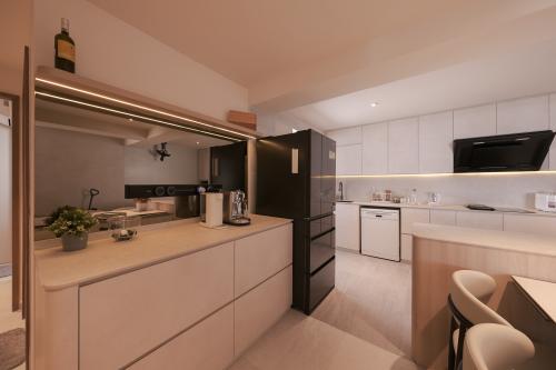 Modern Home Bar at 568C Champions Way