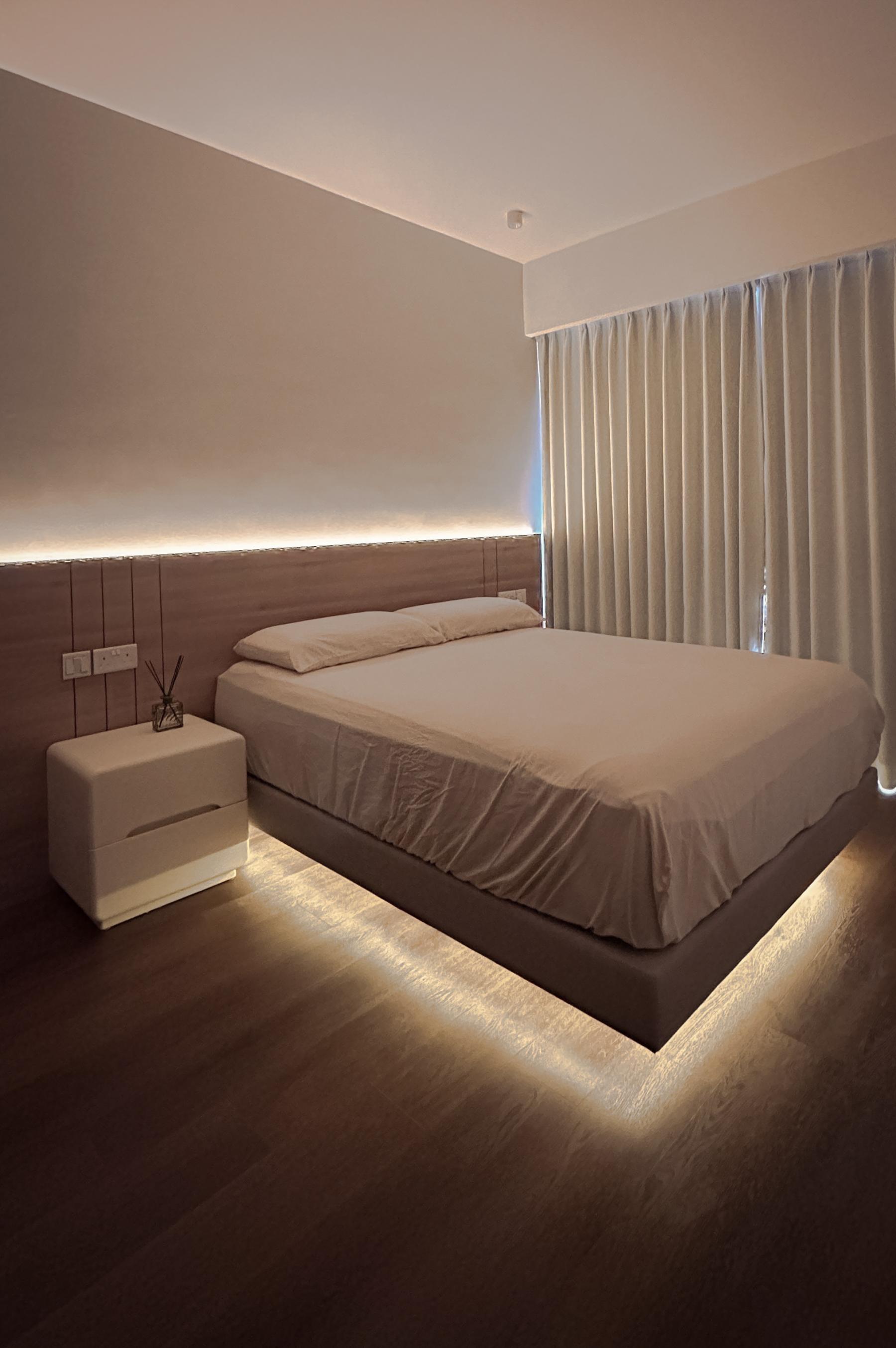 Minimalist Bedroom with Bedside Table and Queen Bed