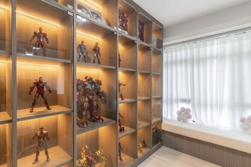 Modern Gaming Room at 210B Compassvale Cres