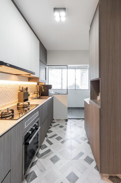 Modern Kitchen at 210B Compassvale Cres