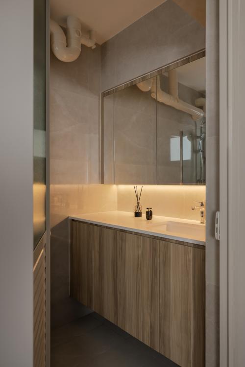 Minimalist Bathroom at 201D Compassvale Resale HDB