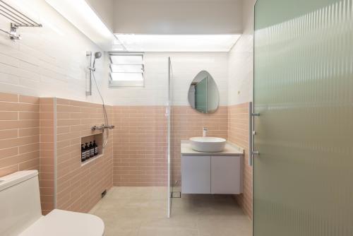 Modern Bathroom at Yishun Ave 6