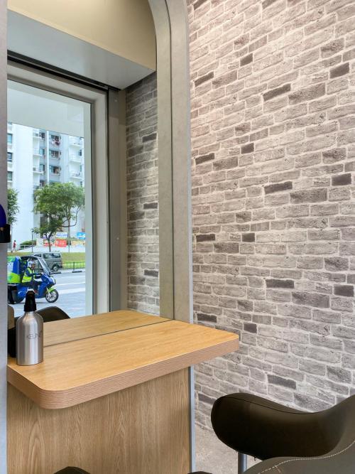 Minimalist Retail at Hair Salon @ Clementi Ave 1