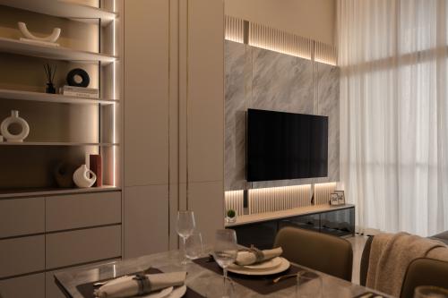 Modern Dining Room at Parc Central