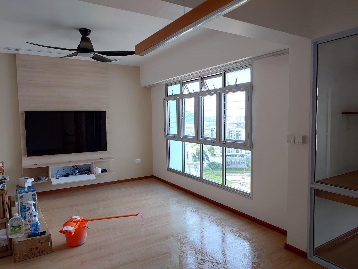 Scandinavian Living Room with Vinyl Flooring and Homogeneous Tiles