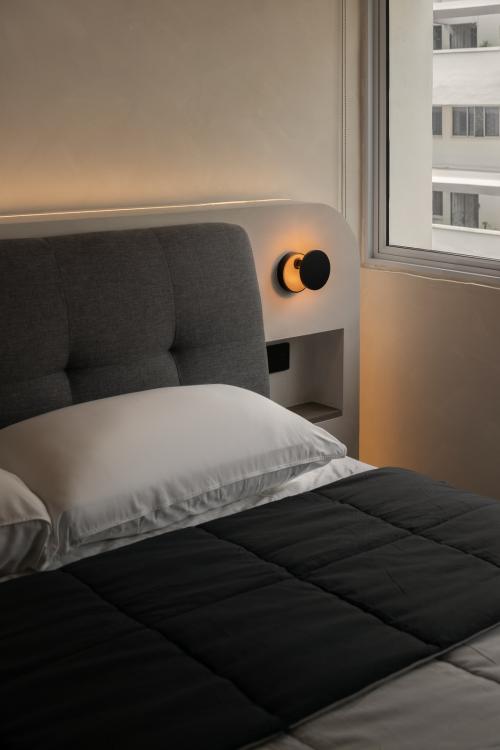 Contemporary Bedroom at 149 Tampines